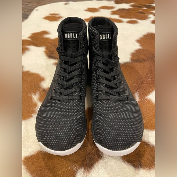 SOLD!!!! No Bull training shoes - Picture 1 of 6